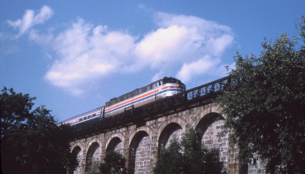 Amtrak on Canton Viaduct