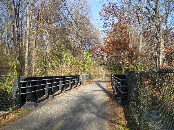 Steel girder bridge